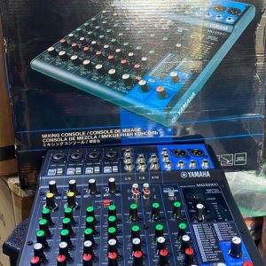 Yamaha MG10XU 10-Channel Professional Mixing Console (With USB & Effects)